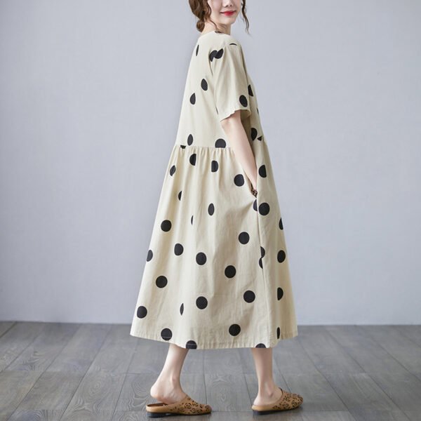 Loose-paneled Cotton And Linen V-neck Short-sleeved Dress - Image 4